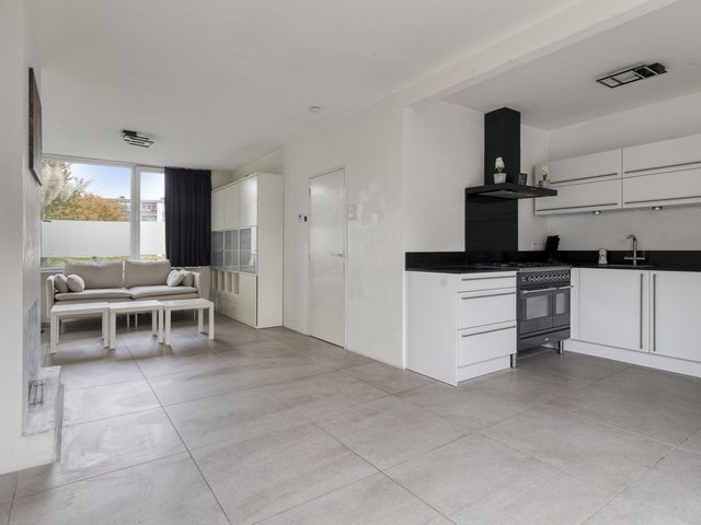 Beethovenhof 40, Terneuzen