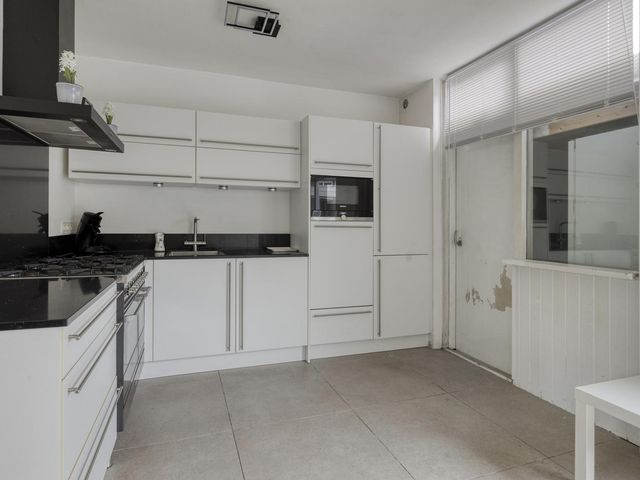 Beethovenhof 40, Terneuzen