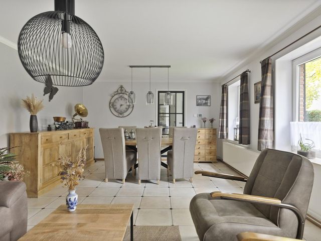 Emmabaan 65, Koewacht