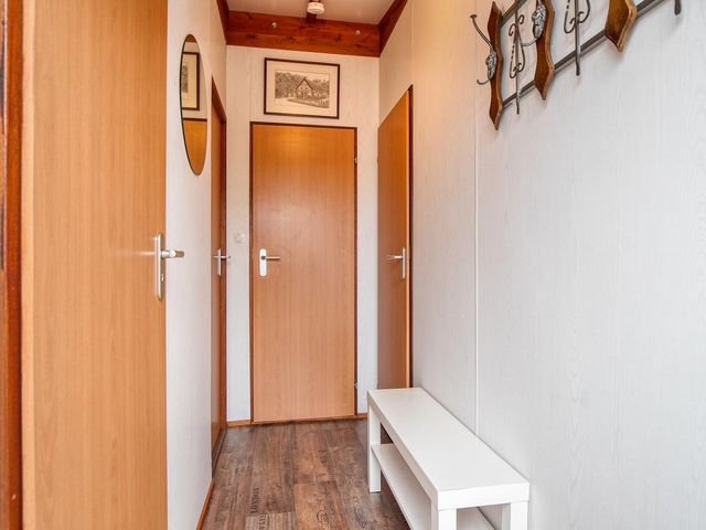 Nieuwlandseweg 76, Sint-Annaland