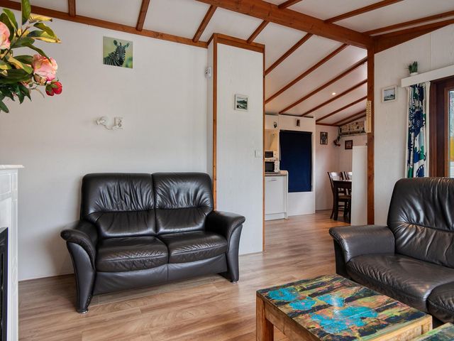 Nieuwlandseweg 76, Sint-Annaland