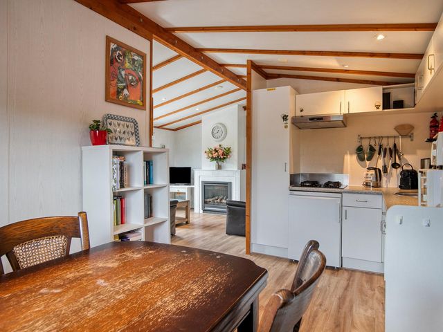 Nieuwlandseweg 76, Sint-Annaland