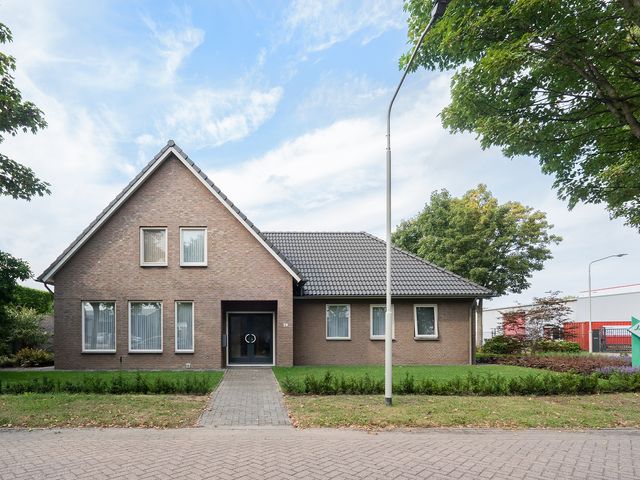 Randweg 19, Someren