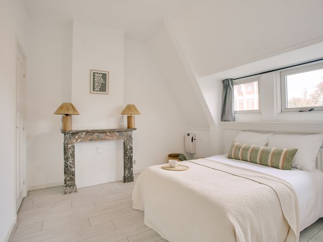 Hoge Rijndijk 103B, Leiden