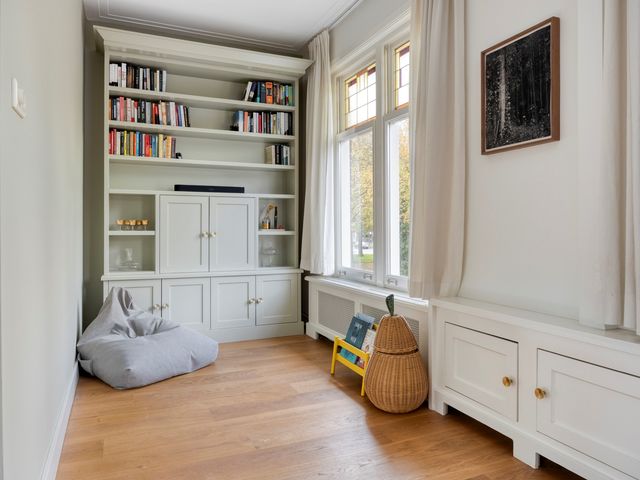 Buys Ballotstraat 2A, Leiden