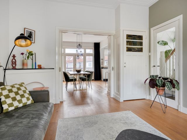 Buys Ballotstraat 2A, Leiden