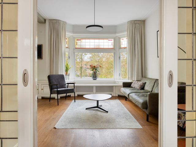 Buys Ballotstraat 2A, Leiden