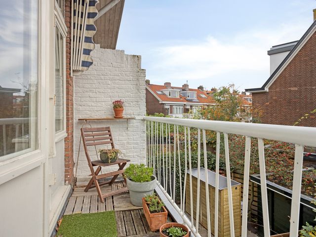 Buys Ballotstraat 2A, Leiden