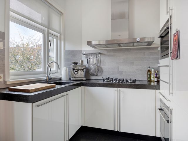 Buys Ballotstraat 2A, Leiden