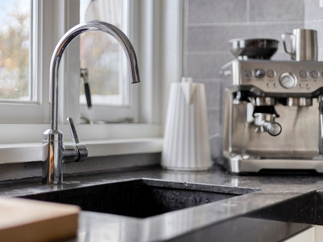 Buys Ballotstraat 2A, Leiden