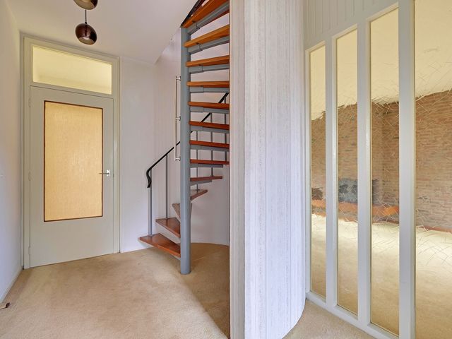 Zonegge 22 10, Zevenaar