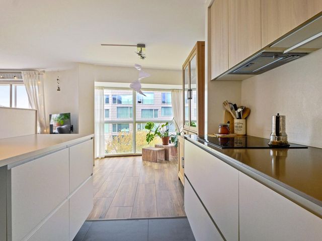 Valkenburgerstraat 153, Amsterdam