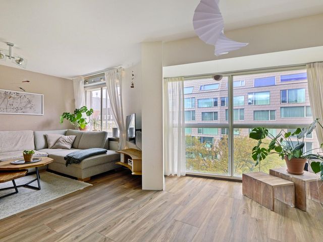 Valkenburgerstraat 153, Amsterdam