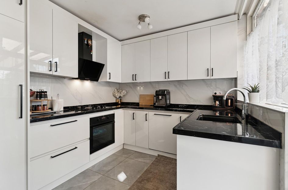 C.D.Tuinenburgstraat 302