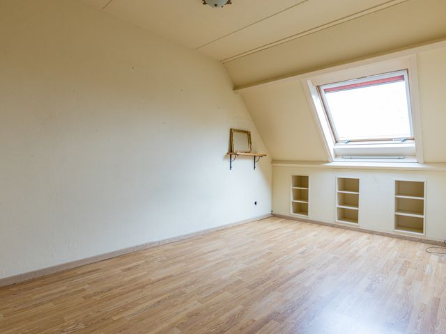 Koninginneweg 24, Numansdorp