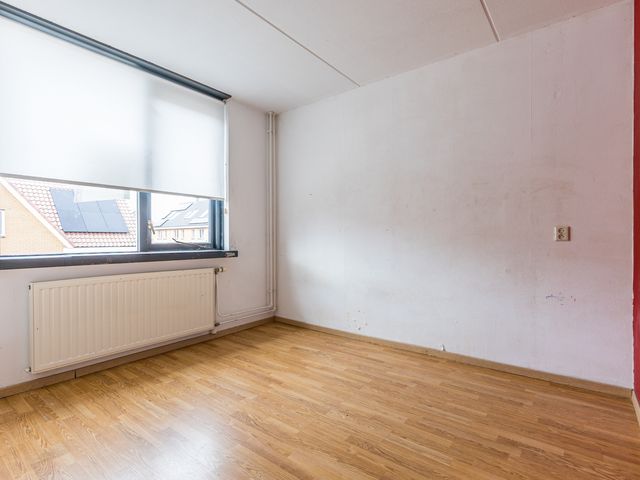 Koninginneweg 24, Numansdorp