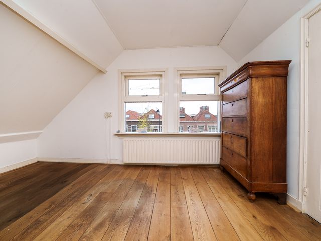 Burgemeester de Bruïnelaan 103, Zwijndrecht