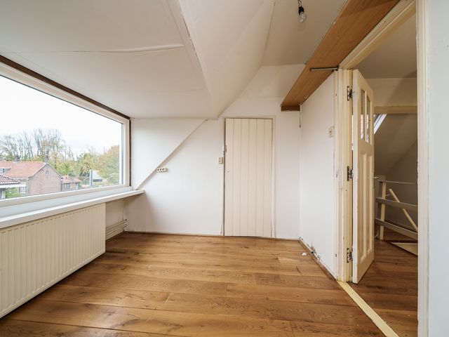 Burgemeester de Bruïnelaan 103, Zwijndrecht