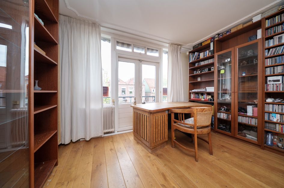 Burgemeester de Bruïnelaan 103