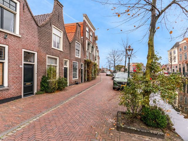 Oude Rijn 186, Leiden