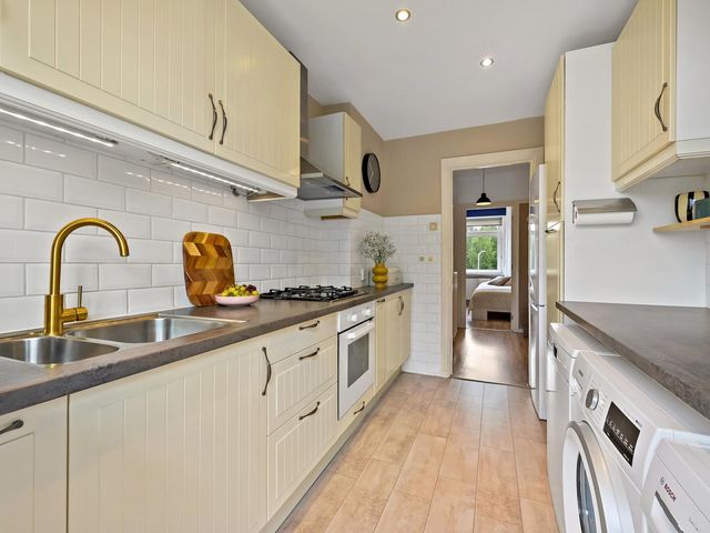 Medemblikstraat 302, 'S-Gravenhage