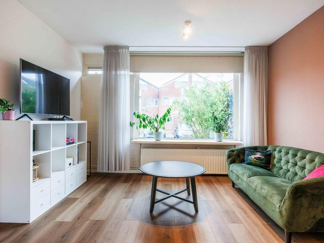 Maagdepalm 78, Leeuwarden