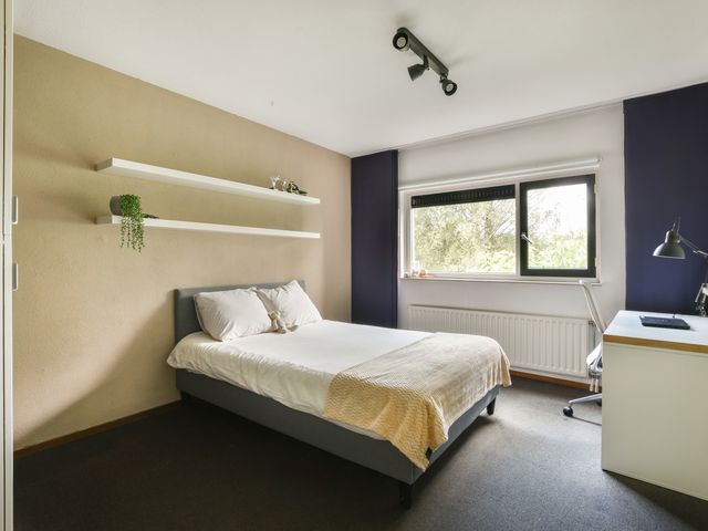 Kortrijk 70, Amsterdam