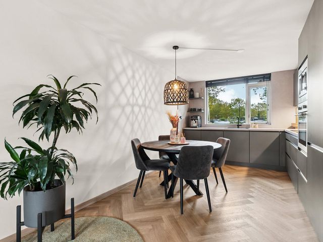 Verzetslaan 120, Almere