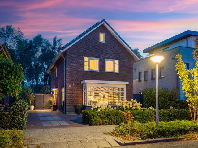 Vlechtknoop 6, Almere