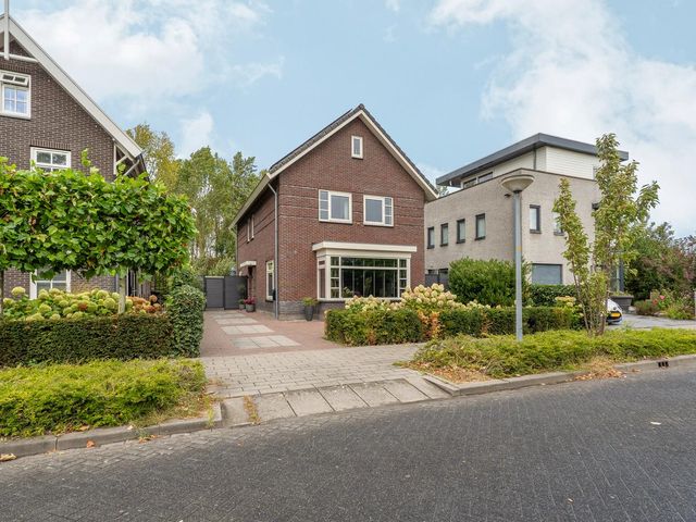 Vlechtknoop 6, Almere