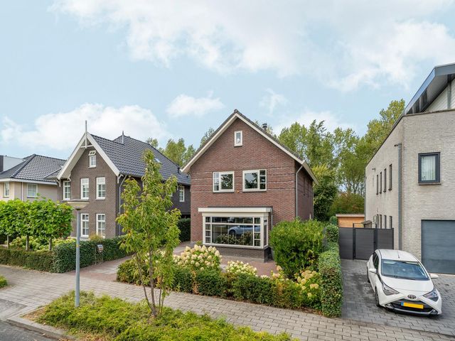 Vlechtknoop 6, Almere