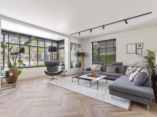 Vlechtknoop 6, Almere