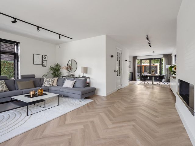 Vlechtknoop 6, Almere