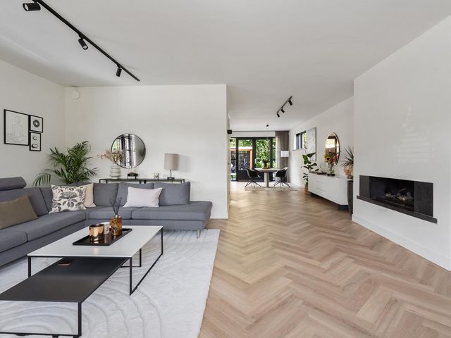 Vlechtknoop 6, Almere