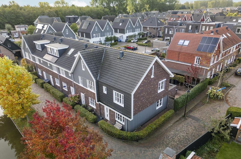 Charles Wilsonstraat 15