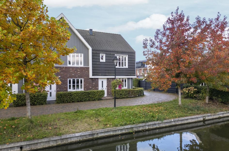 Charles Wilsonstraat 15