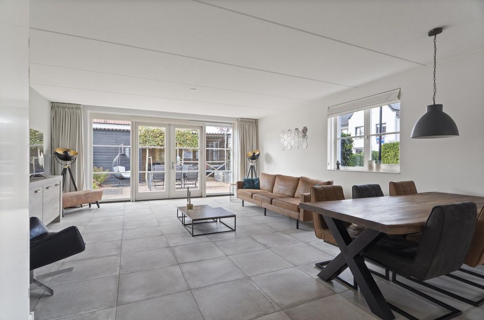 Charles Wilsonstraat 15