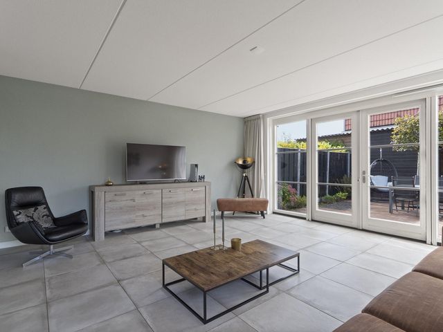 Charles Wilsonstraat 15, Almere