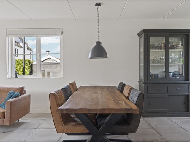 Charles Wilsonstraat 15, Almere