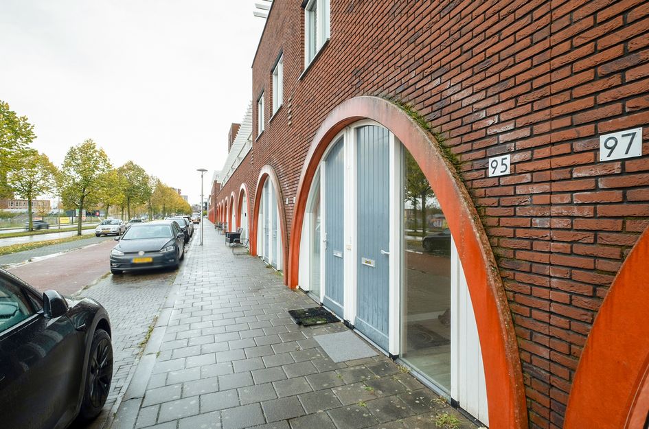 Zuiderspoorstraat 95