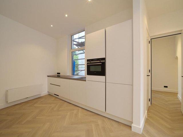 Amsterdamsestraat 2A, Den Haag