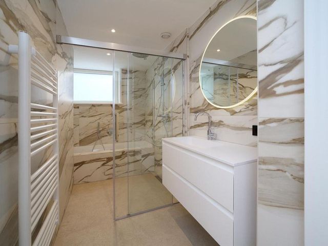 Amsterdamsestraat 2A, Den Haag