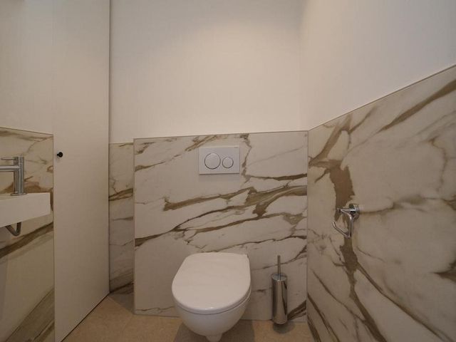 Amsterdamsestraat 2A, Den Haag