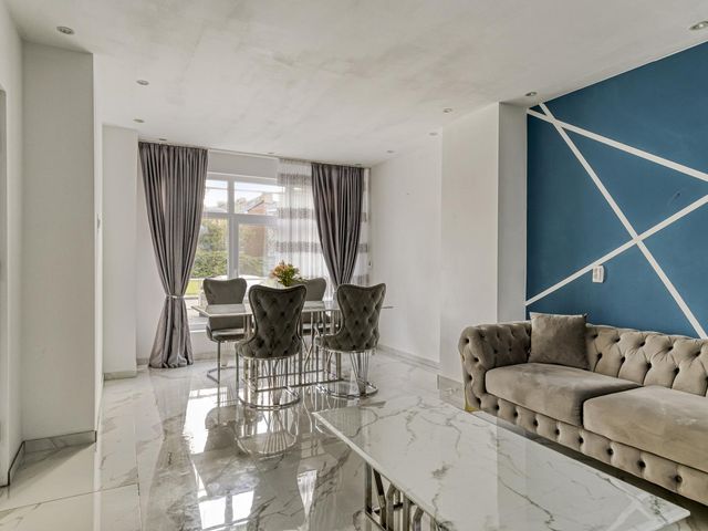 Jonkheer van Cittersplein 18, Purmerend