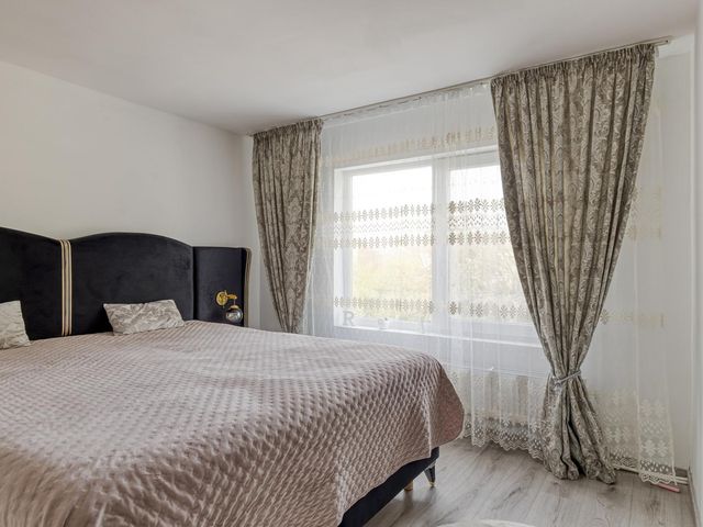 Jonkheer van Cittersplein 18, Purmerend