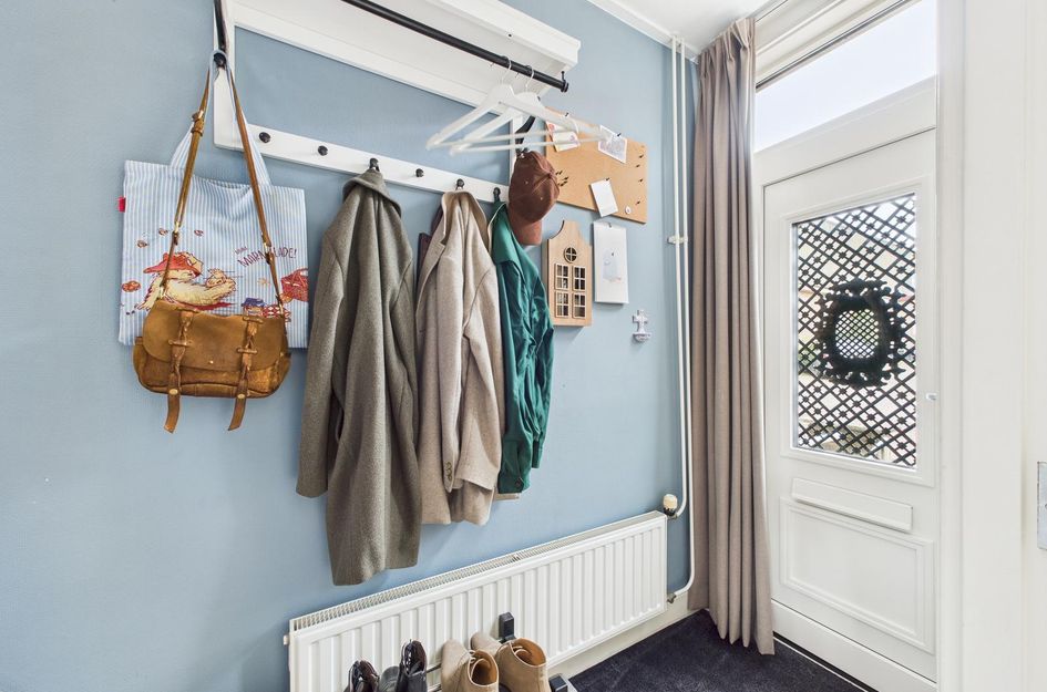 Burg. Langebeekestraat 4