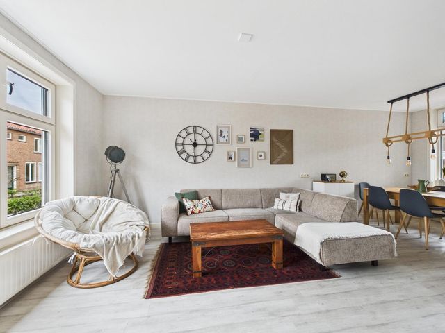 Burg. Langebeekestraat 4, Arnemuiden