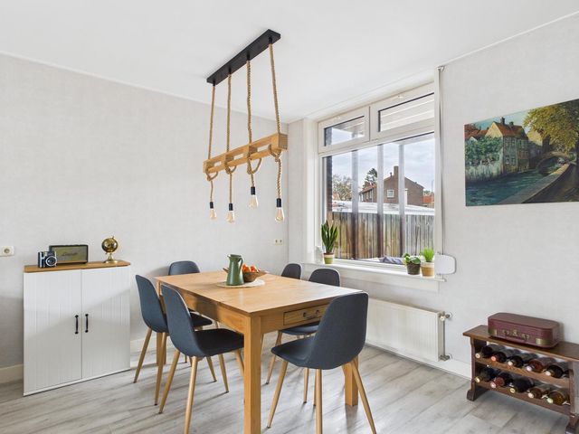 Burg. Langebeekestraat 4, Arnemuiden