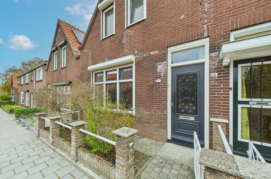 Burg. Langebeekestraat 4