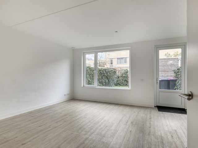 Abtswoudseweg 12A, Delft